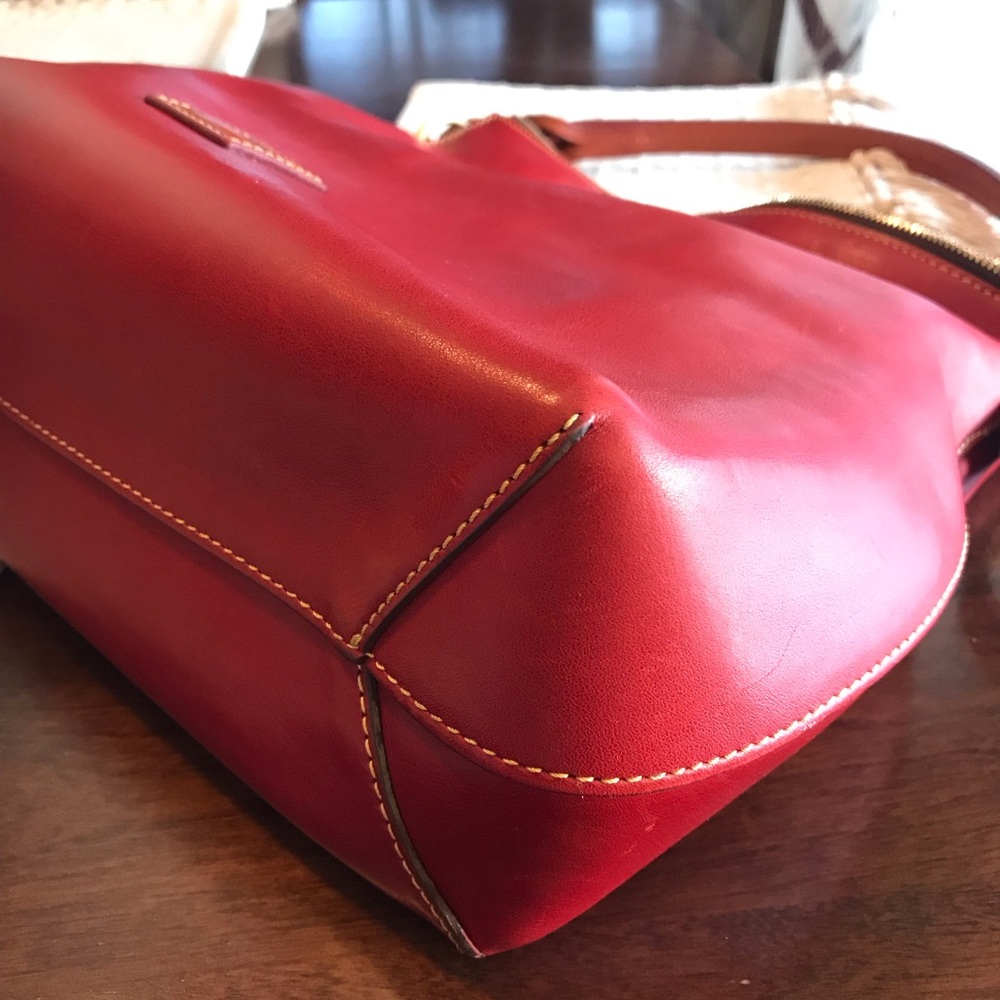 Dooney & Bourke Red Leather Hobo Shoulder Bag - Picture 8 of 11